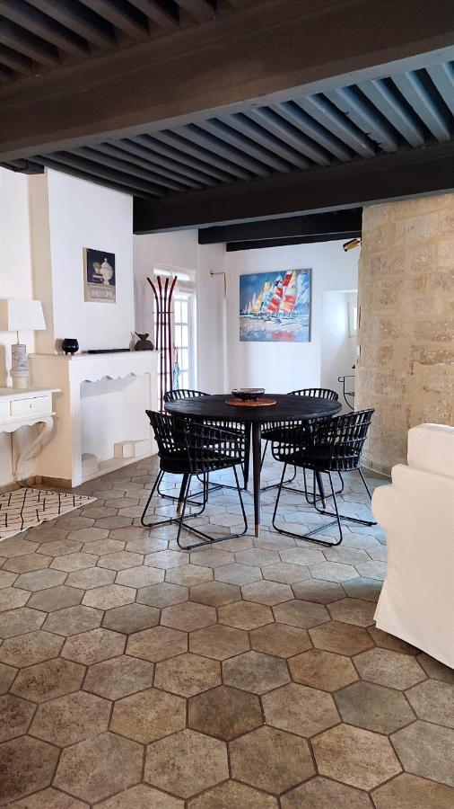 Uzes, Au Coeur Du Centre Medieval Le Logis Du Consul Un Bien D'Exception Du Xvieme Siecle ภายนอก รูปภาพ